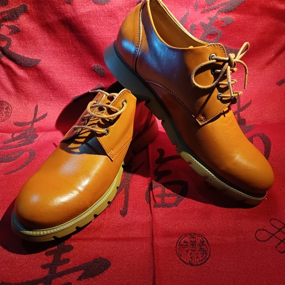 Vince Camuto Willer Derby Shoes - Picture 3 of 6